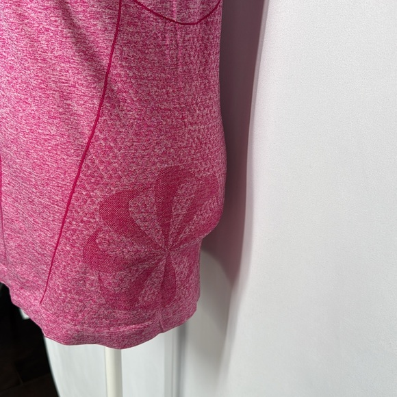 ❤️3/$30 Nike Dri-Fit Women's Pink Long Sleeve Top - Picture 5 of 13